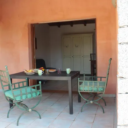 דירה A Mare Di Ginepri 10d Mono באדזי